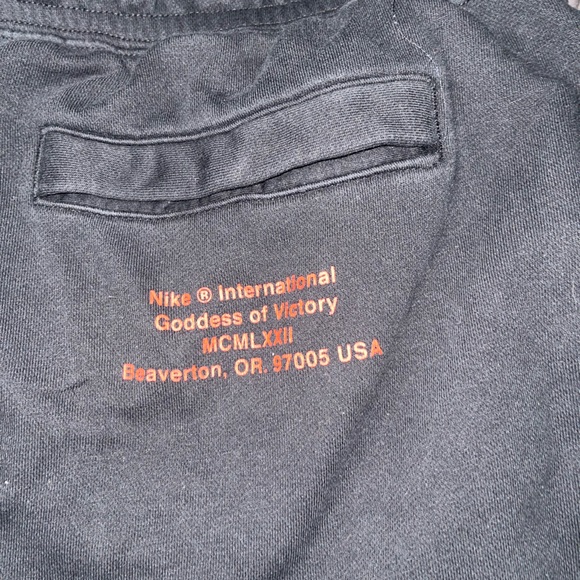 Nike double logo shorts. - Picture 4 of 5